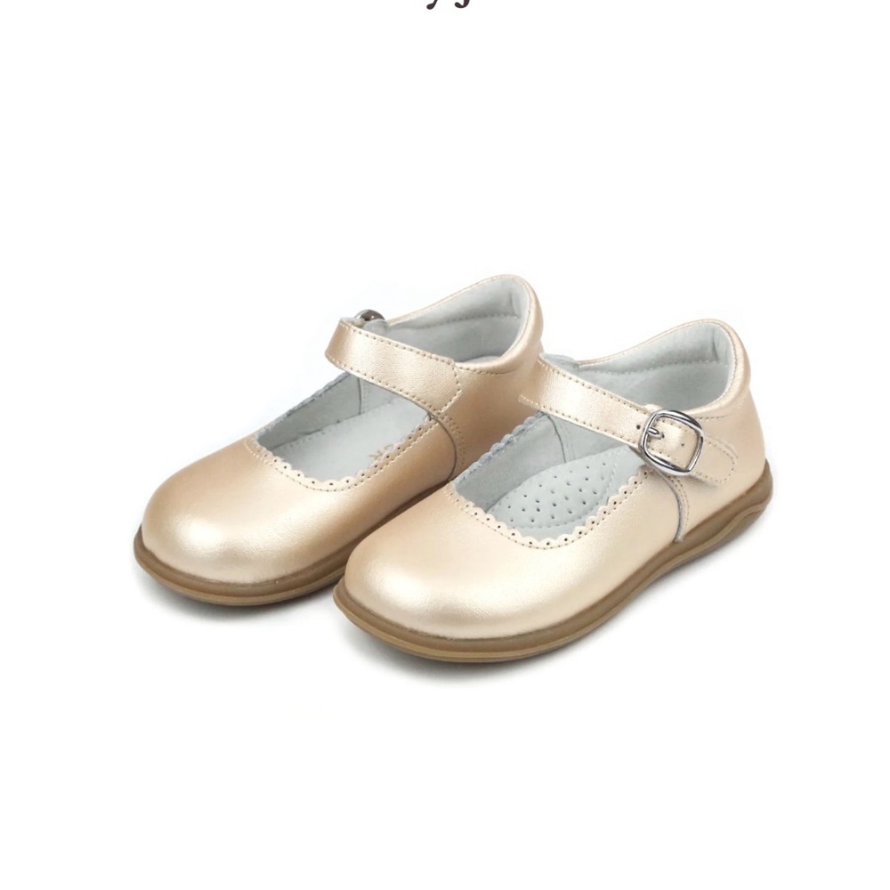 Lamour Kids Mary Jane Shoes in Gold
